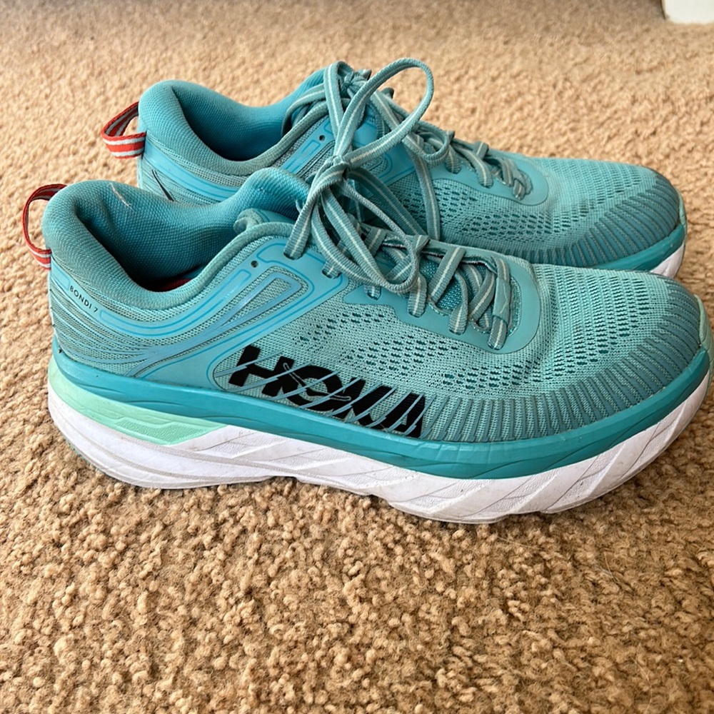 Hoka Bondi 7 women’s size 8